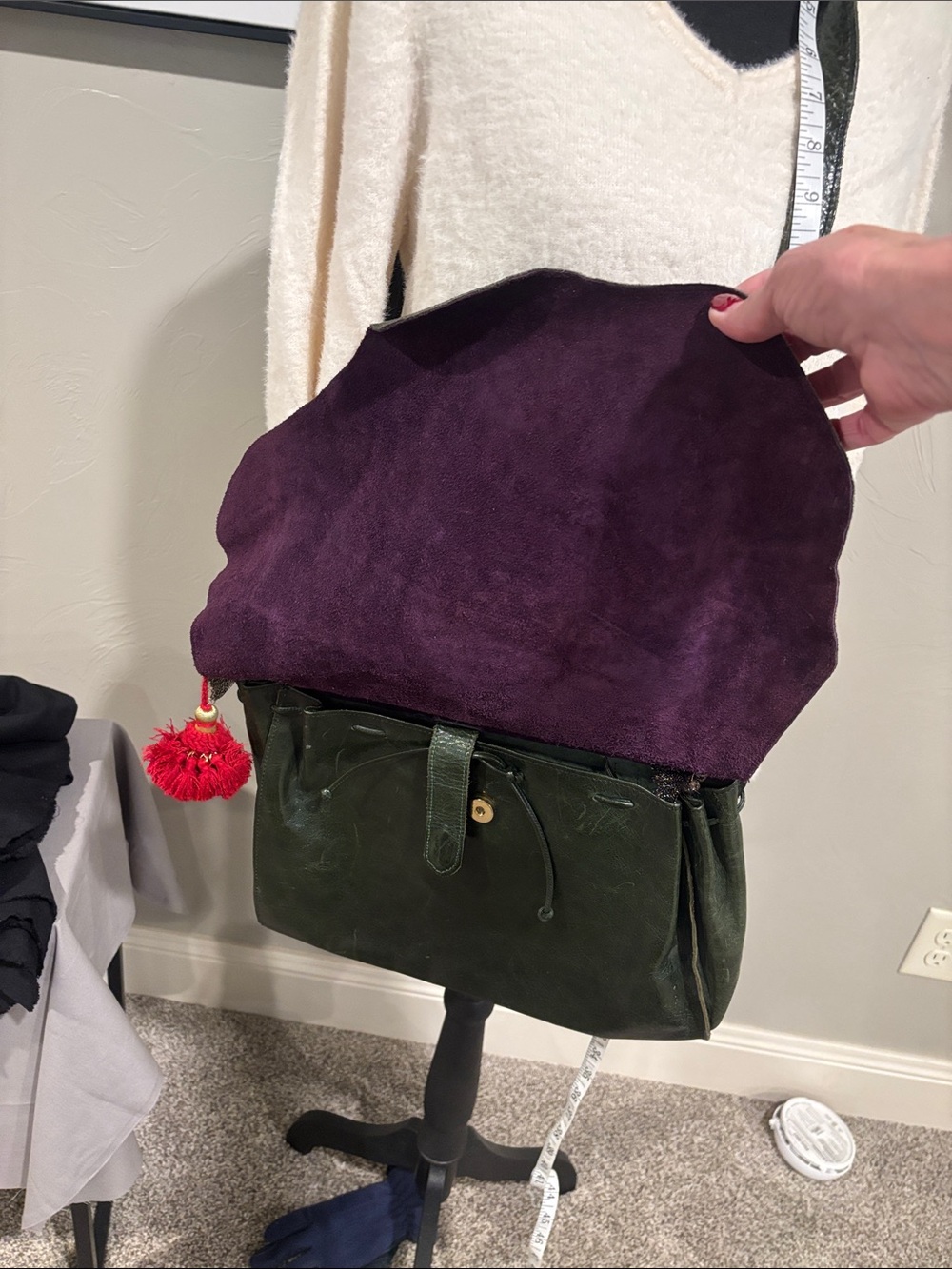 Vintage Carlos Falchi Black and Red Crest purse with purple suede interior flap - Picture 13 of 13